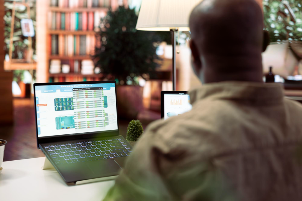 HR manager reviewing workforce attendance analytics on a smart attendance system